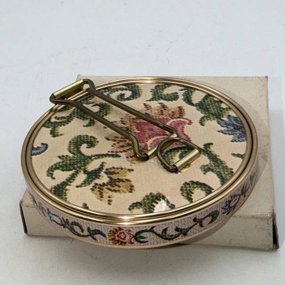 Willitts Exclusive Imports Other - Vtg 60s Japan Round Folding Double-Mirror Compact W/Stand CrossStitch Floral Box